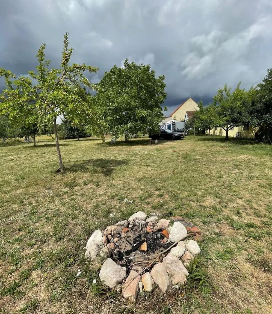 Rent A Tent, Ein Zelt In Der Natur Inkl Wc Zur Gemeinsamen Nutzung Bechhofen  0*, Bechhofen (Ansbach) Germany